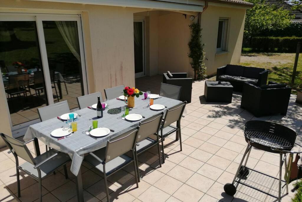 Ferienhaus Maison 8 Personnes A 10 Mn Futuroscope Saint-Martin-la-Pallu